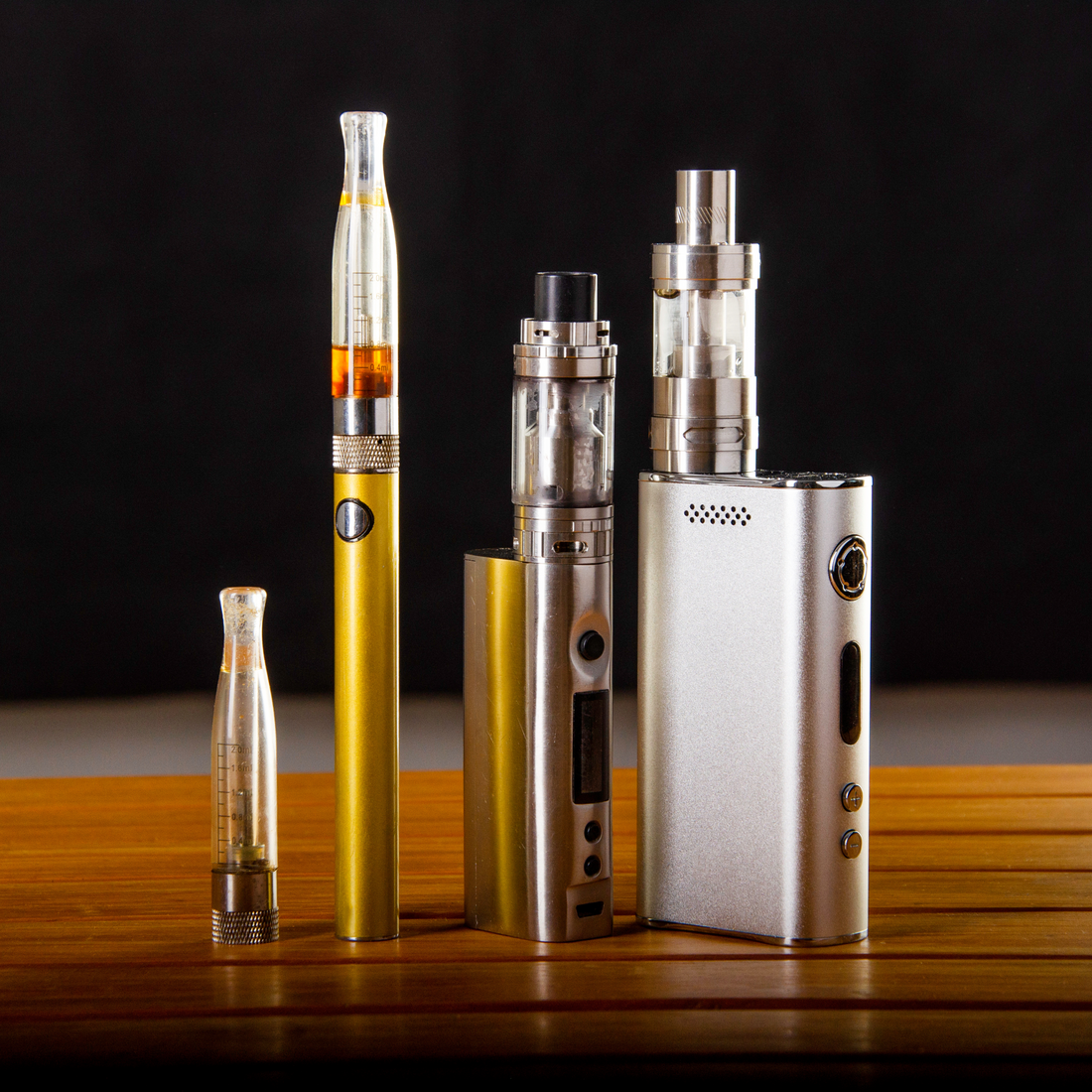 Exploring the World of Vaping: What Are the Different Types of Vapes? - ELUXEVAPES